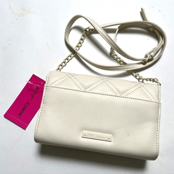 NEW Betsey Johnson Gummy Bear Crossbody Handbag - Picture 4 of 7